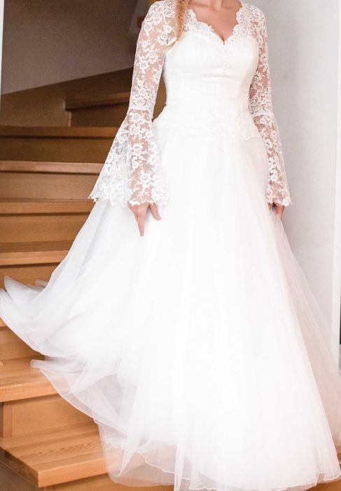 Suknia Slubna w stylu BOHO na gorsecie