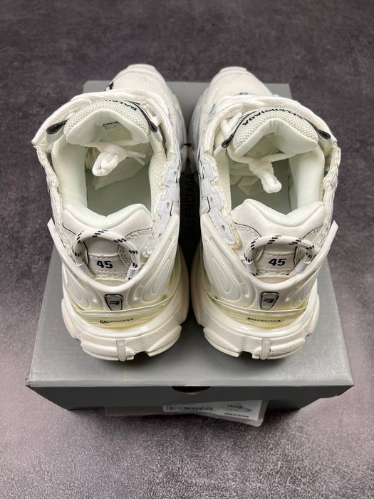 Кросівки Balenciaga Runner Graffiti White Black