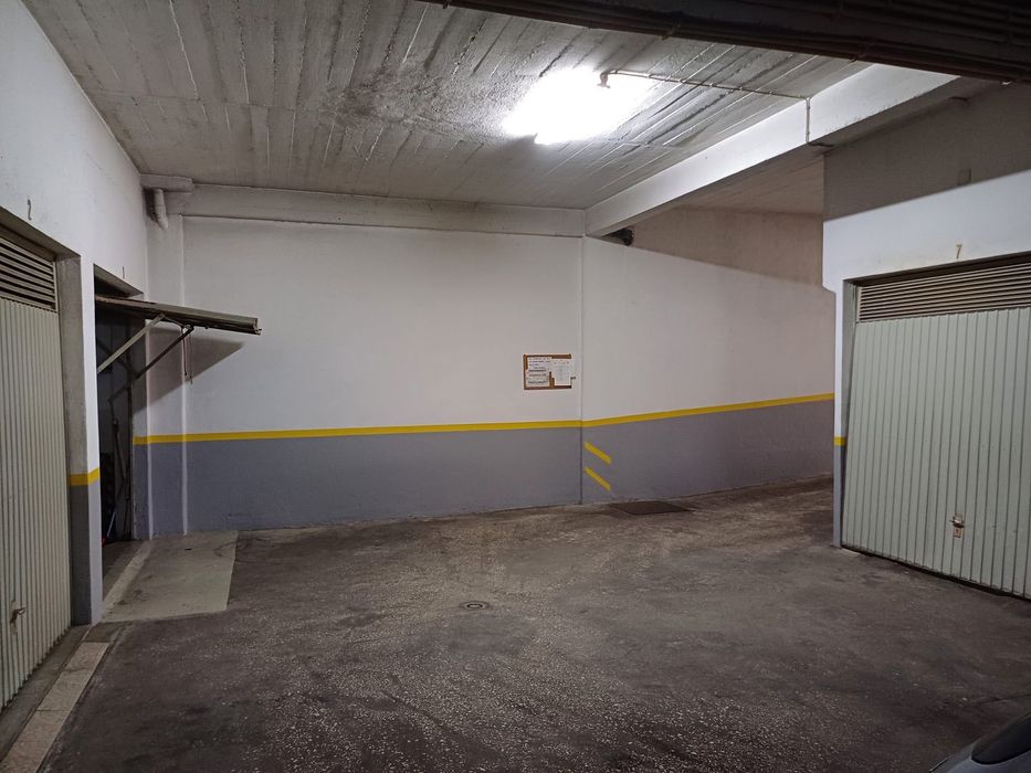 Garagem Alverca c/ mezanine