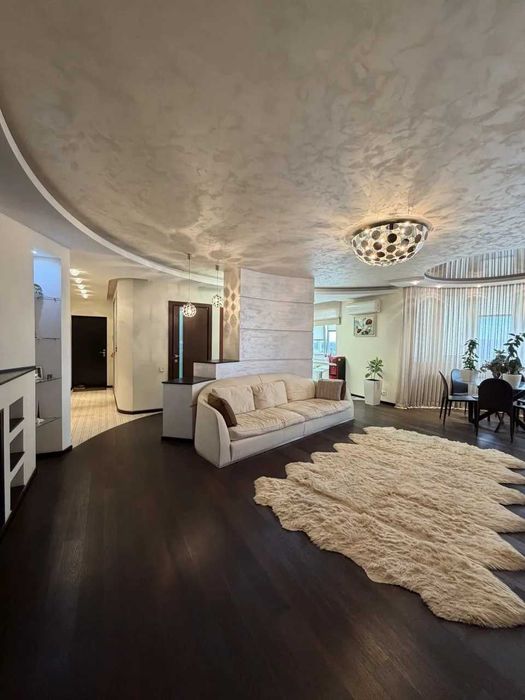 Продам 3 кімнатну квартиру 115 м2 ЖК Созидатель 1100$/m2 Центр Вигідно
