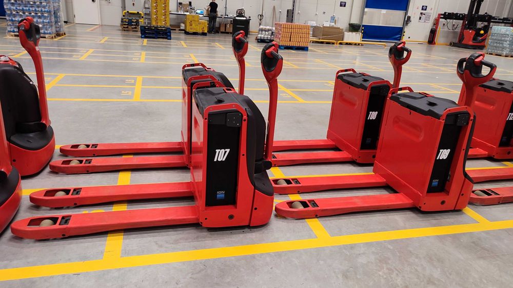 Wózek widłowy Linde T16 2023r