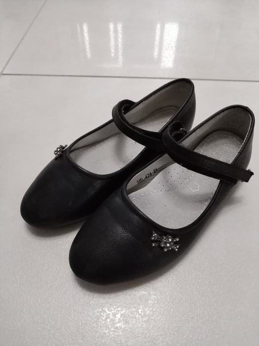 Buty dla dziewczynki