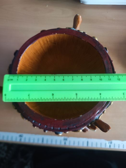 Продам декоративну штукатулку