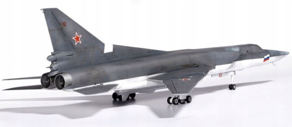Academy 12636 samolot Tu-22M3 Backfire C model do sklejania 1:144