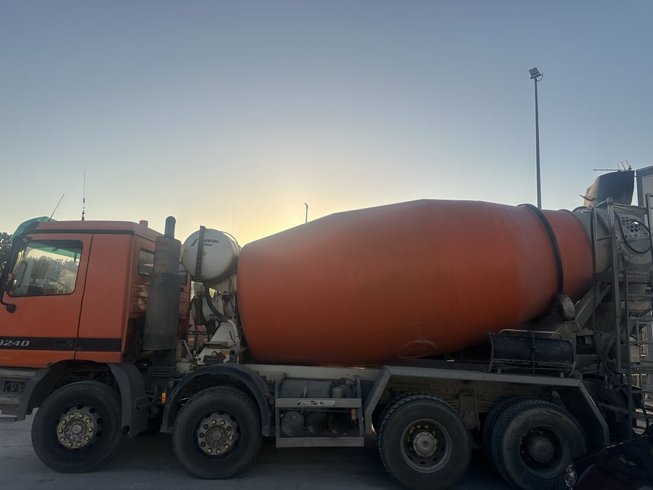 Zabudowa (gruszka)betonomieszarka stetter kompletna