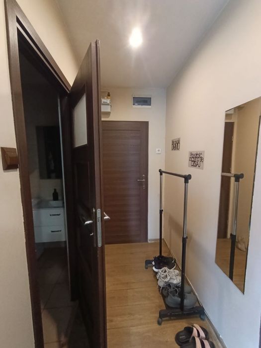 Kawalerka 40 m² z piwnicą i balkonem.