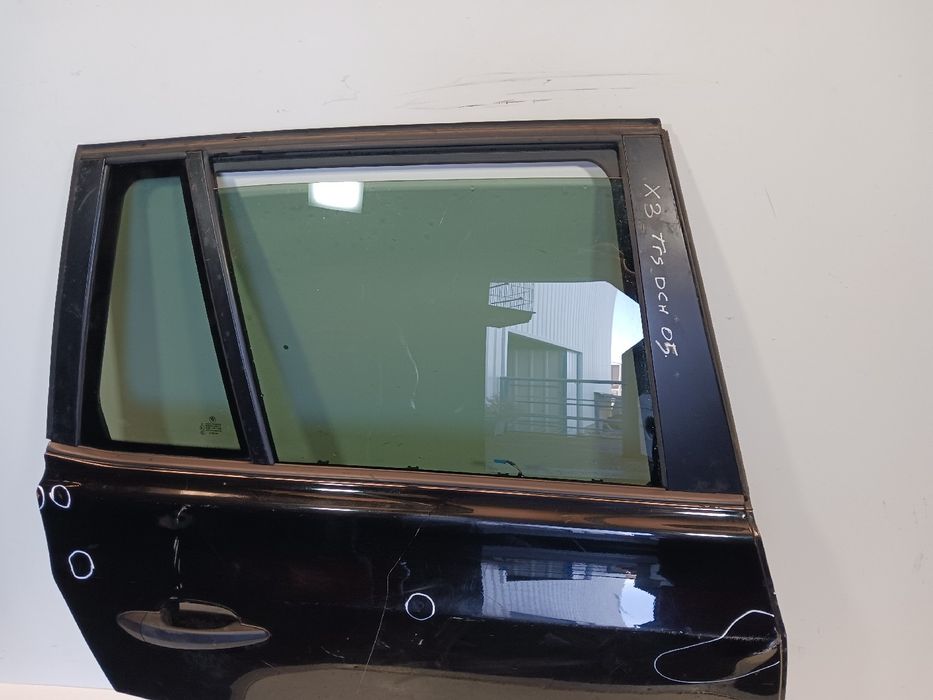 Porta trás direita BMW X3 (E83)