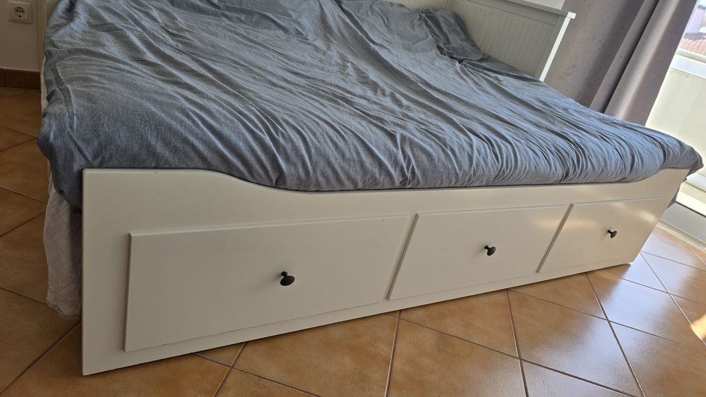 Cama hemnes ikea + 2 colchões