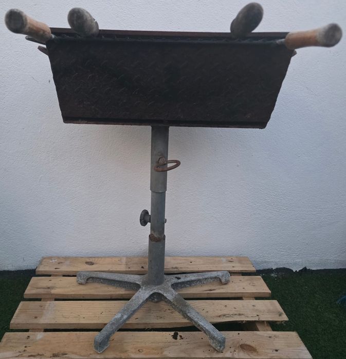 Grelhador em Ferro fundido usado