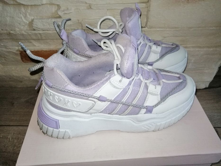 Buty sneakersy by Roxy Węgiel 38