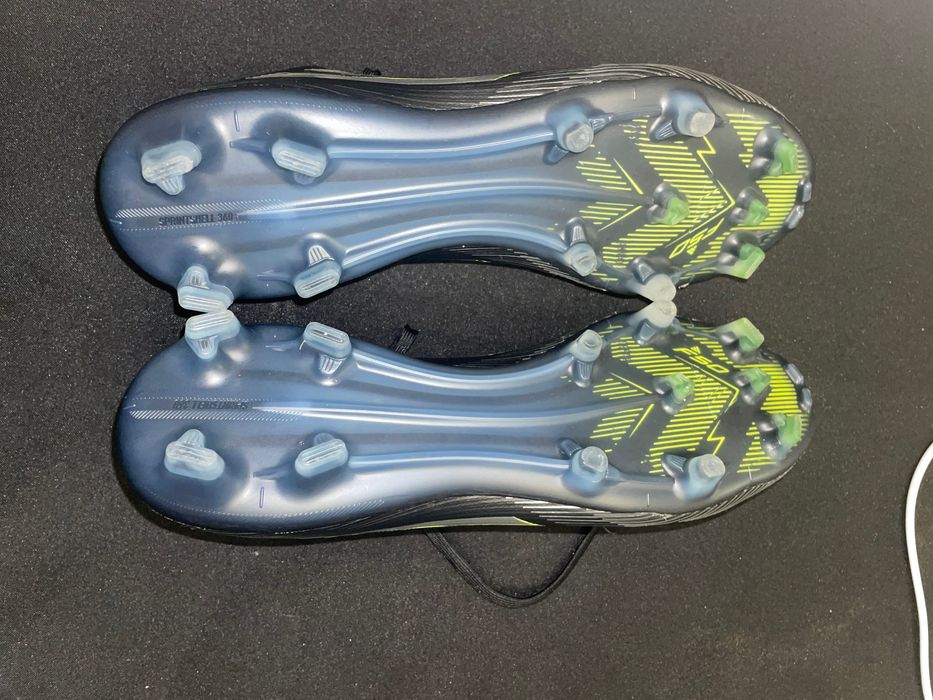 Chuteiras F50 PRO Futebol