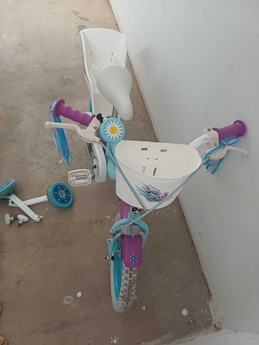 Bicicleta menina
