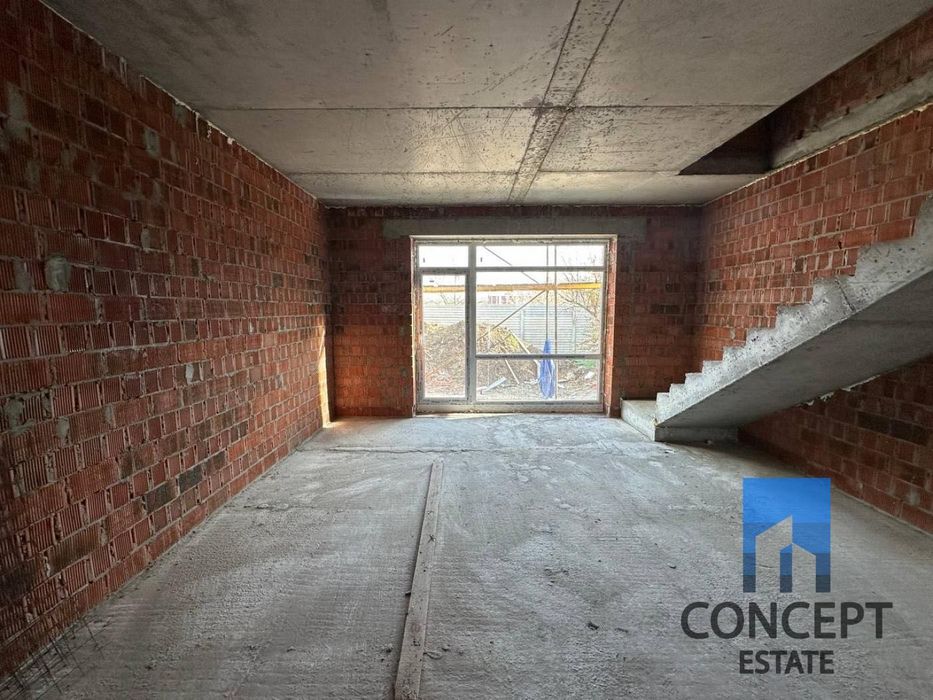 Продам таунхаус в Золотых ключах