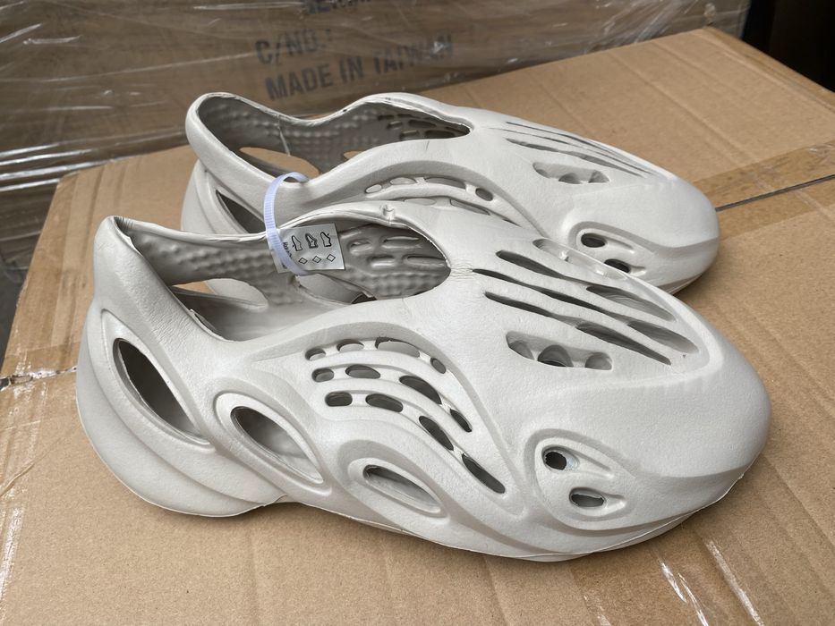 Buty sportowe lekkie z pianki EVA sandały gumowe antypoślizgowe 39 40