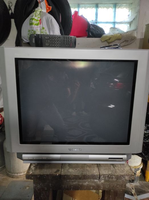 Продам телевізор TOSHIBA