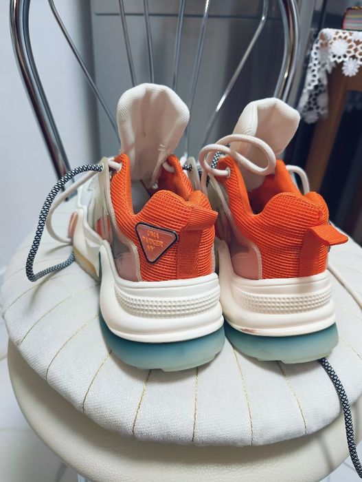 Buty sportowe...