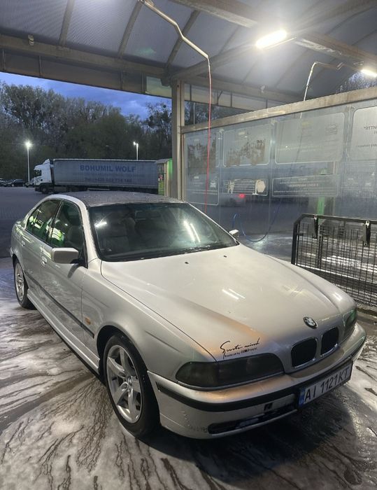 Продам BMW E39 2.0 Бензин