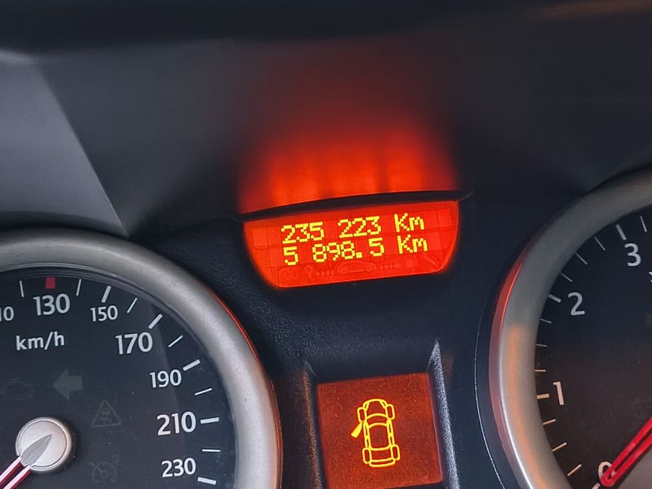 Sprzedam Renault Megane 2 1.6 16v