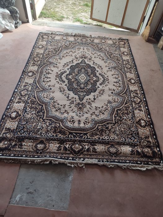 Коврик 264×184 в гарному стані