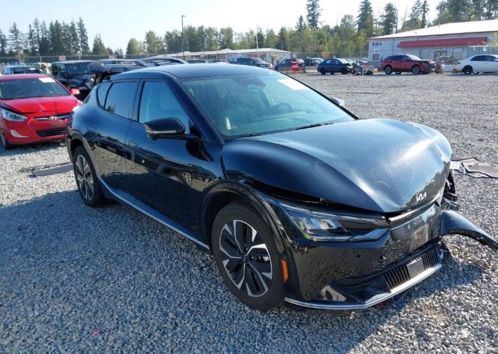 KIA EV6 запчастини