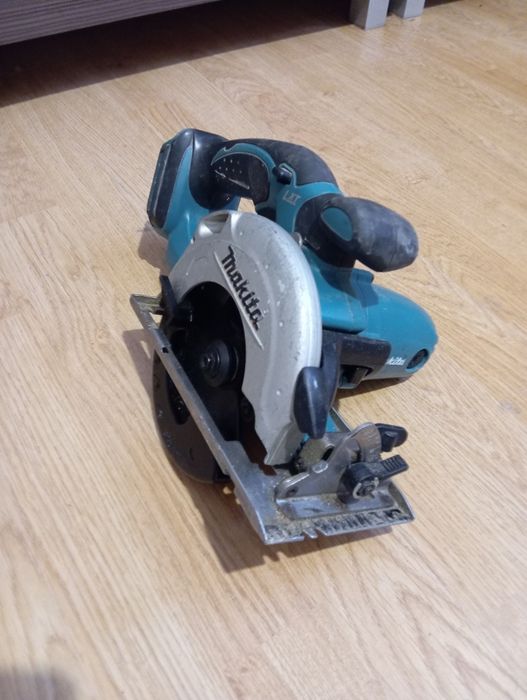 Makita dss501 18 v