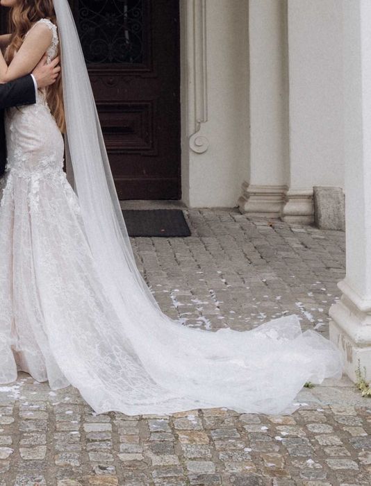 Suknia ślubna syrenka marki Annais Bridal