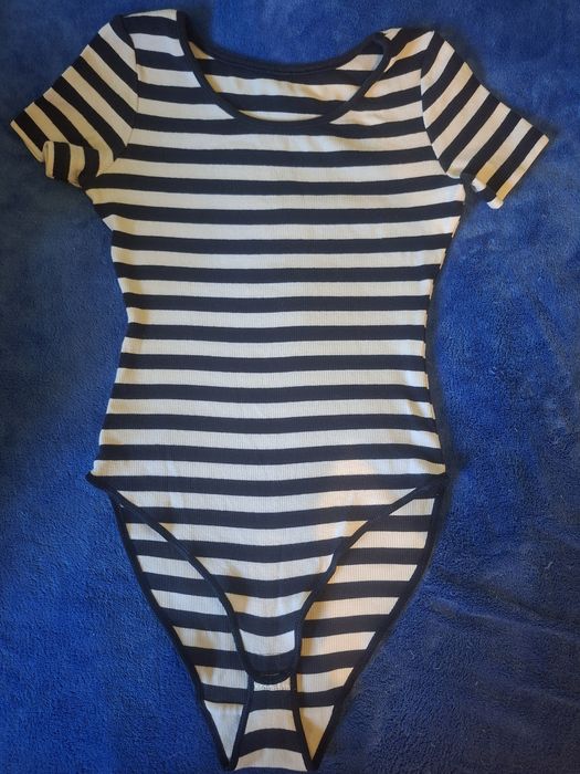 Czarno białe body