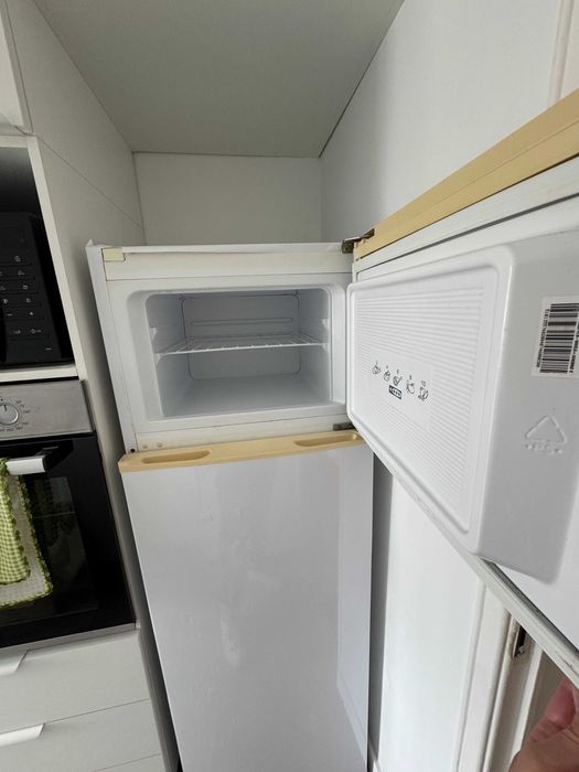 Frigorífico branco combinado