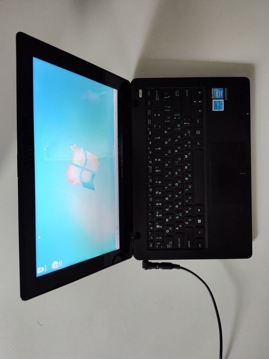 Ноутбук Asus x200m