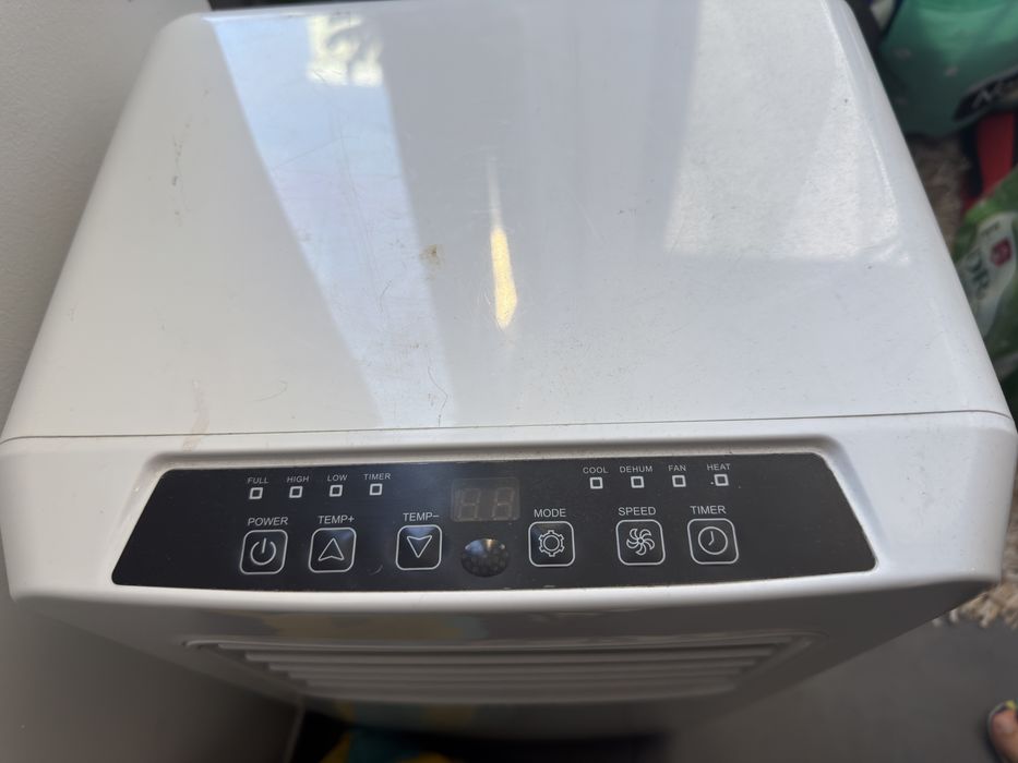 Ar condicionado portátil HTW com aquecimento e desumidificação | 180 €