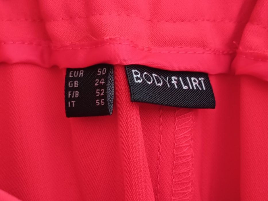 Spodnie damskie Bonprix Body Flirt rozmiar 50