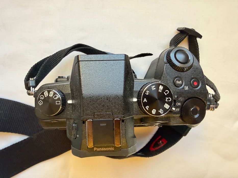 Panasonic Lumix DC-G90 — corpo, estabilização e vídeo 4K