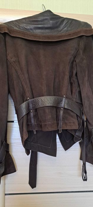 Куртка жіноча кожа