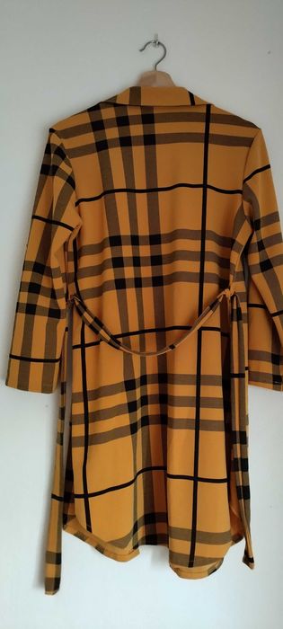 Camiseiro com pouco uso