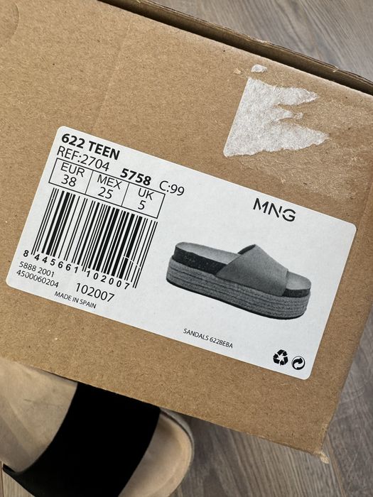 MNG Жіночі Босоніжки, шльопанці, мюлі Mango MNG натуральна замша 37