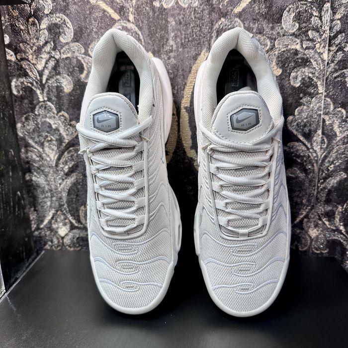 Кроссовки Nike TN Air Max Plus White React Tailwind