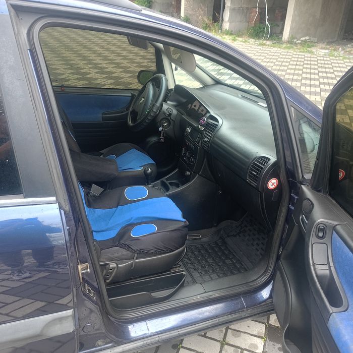 Продам авто Opel Zafira a