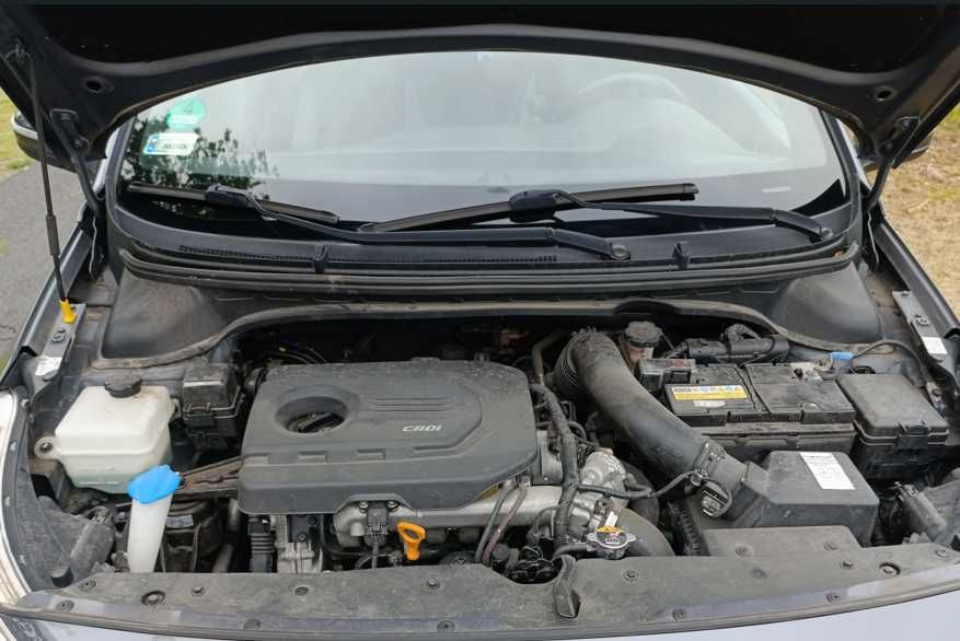 HYUNDAI i20, 1.1CRDi, 2017, bogata wersja, kamera, nawigacja, 6 biegów