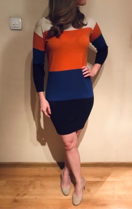 Sukienka dzianinowa w pasy Reserved S