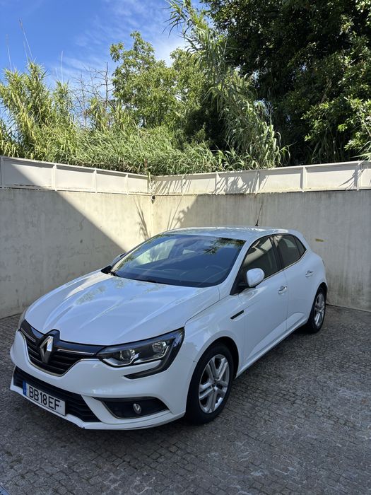 Renault Mégane IV 1.5 dCi – 2018 | 12.000€