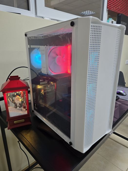 Ігровий системник AMD Ryzen 7 8700f 16gb ddr5  RTX 5060 8gb ssd 500