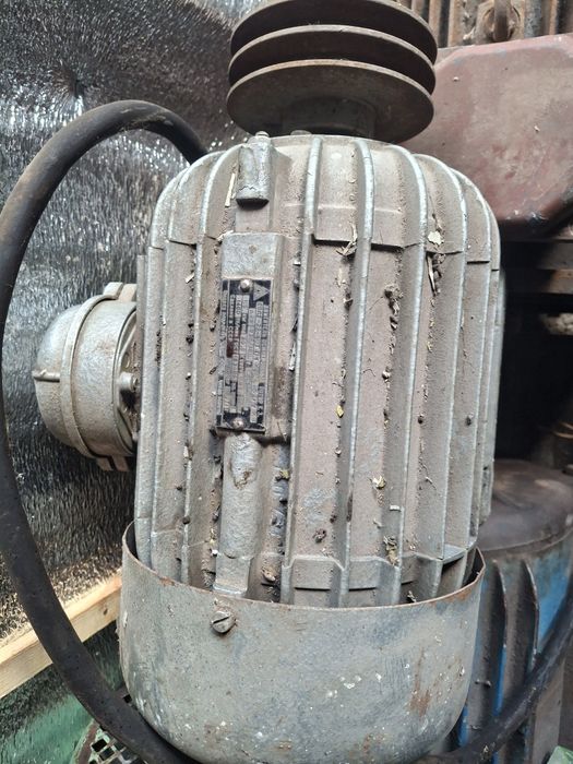 Продам мотор СССР електро двигатель от 1 -10 кв kw