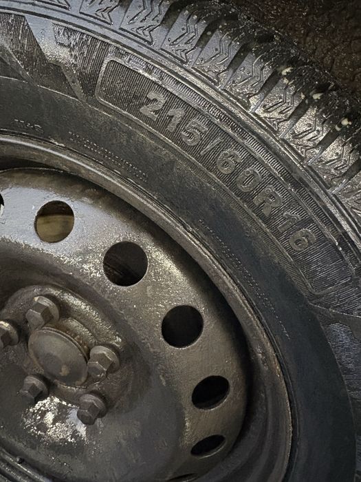 Зимова резина Horizon 215/60R16