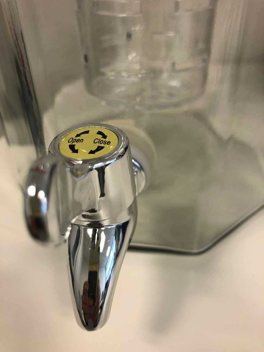 Dispensador de bebidas em vidro, c/ torneira e tampa - NOVO