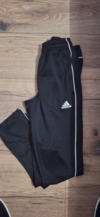 Spodnie Adidas 152