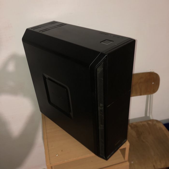 Silent base + 3 вентилятори/шумоізольований корпус