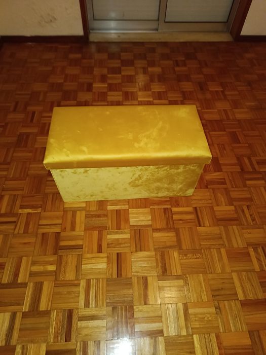 Caixa/banco com arrumação