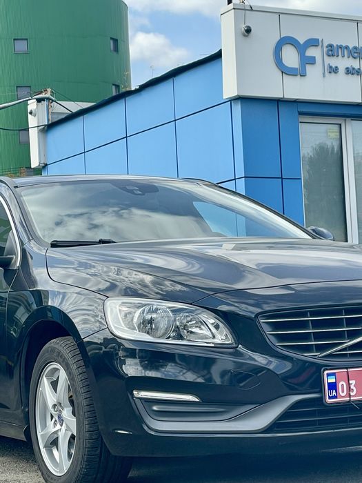 Volvo v60(D2) 2014 року
