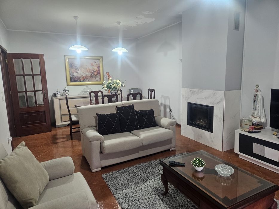 Apartamento T2 - Vilela Paredes