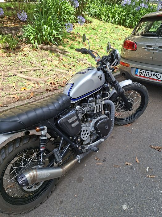 Triumph Bonneville T100 Scrambler